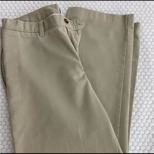 Eddie Bauer Men’s Khaki Chino Pants 34M Beige 100% Cotton Casual Straight Fit